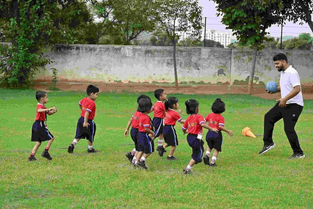 Why the Student-Teacher Ratio in CBSE Schools Matters – A Complete Guide for Parents